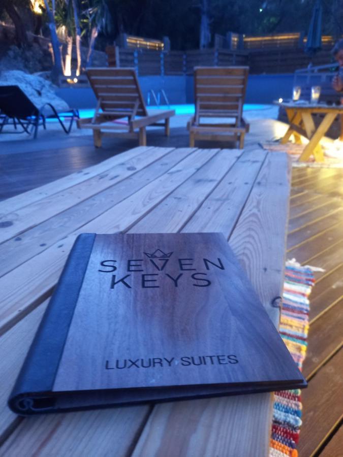Seven Keys Luxury Suites Αχίλλειο Εξωτερικό φωτογραφία