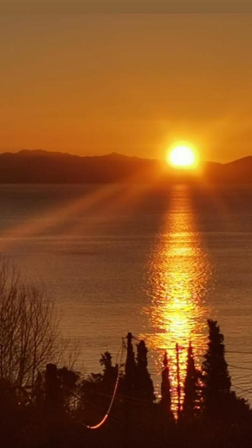 Seven Keys Luxury Suites Αχίλλειο Εξωτερικό φωτογραφία