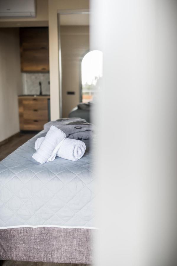 Seven Keys Luxury Suites Αχίλλειο Εξωτερικό φωτογραφία